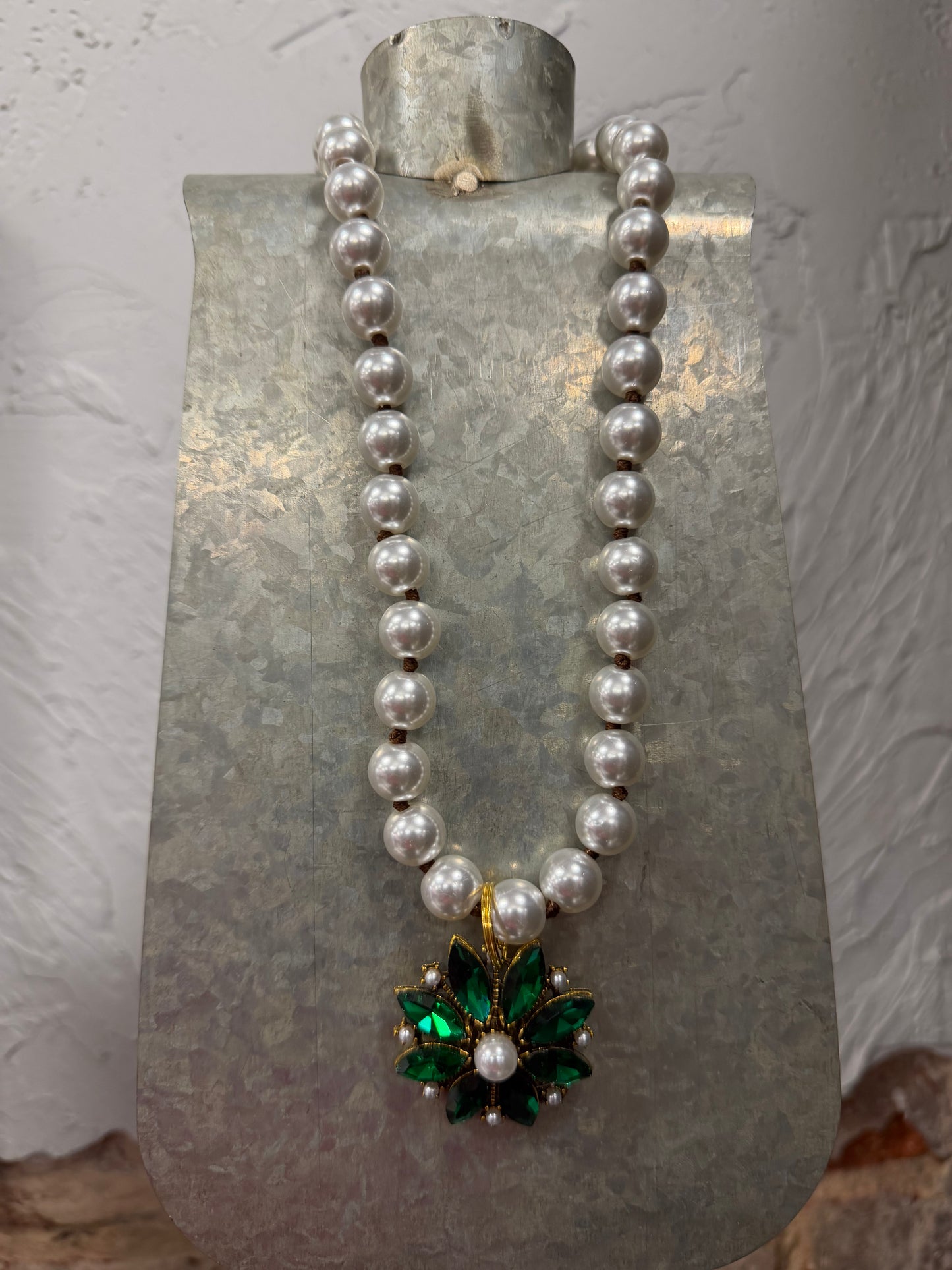 Chunky Pearl Green Flower Necklace