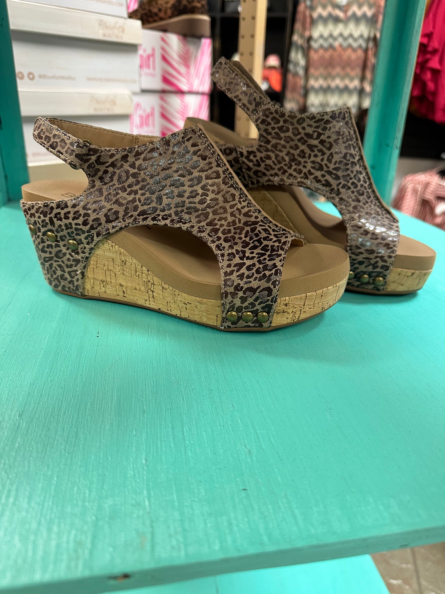 Carly Small Leopard