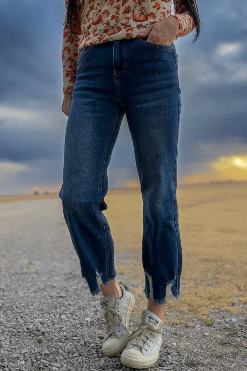 Outlaw Crop Jeans - Dark Wash