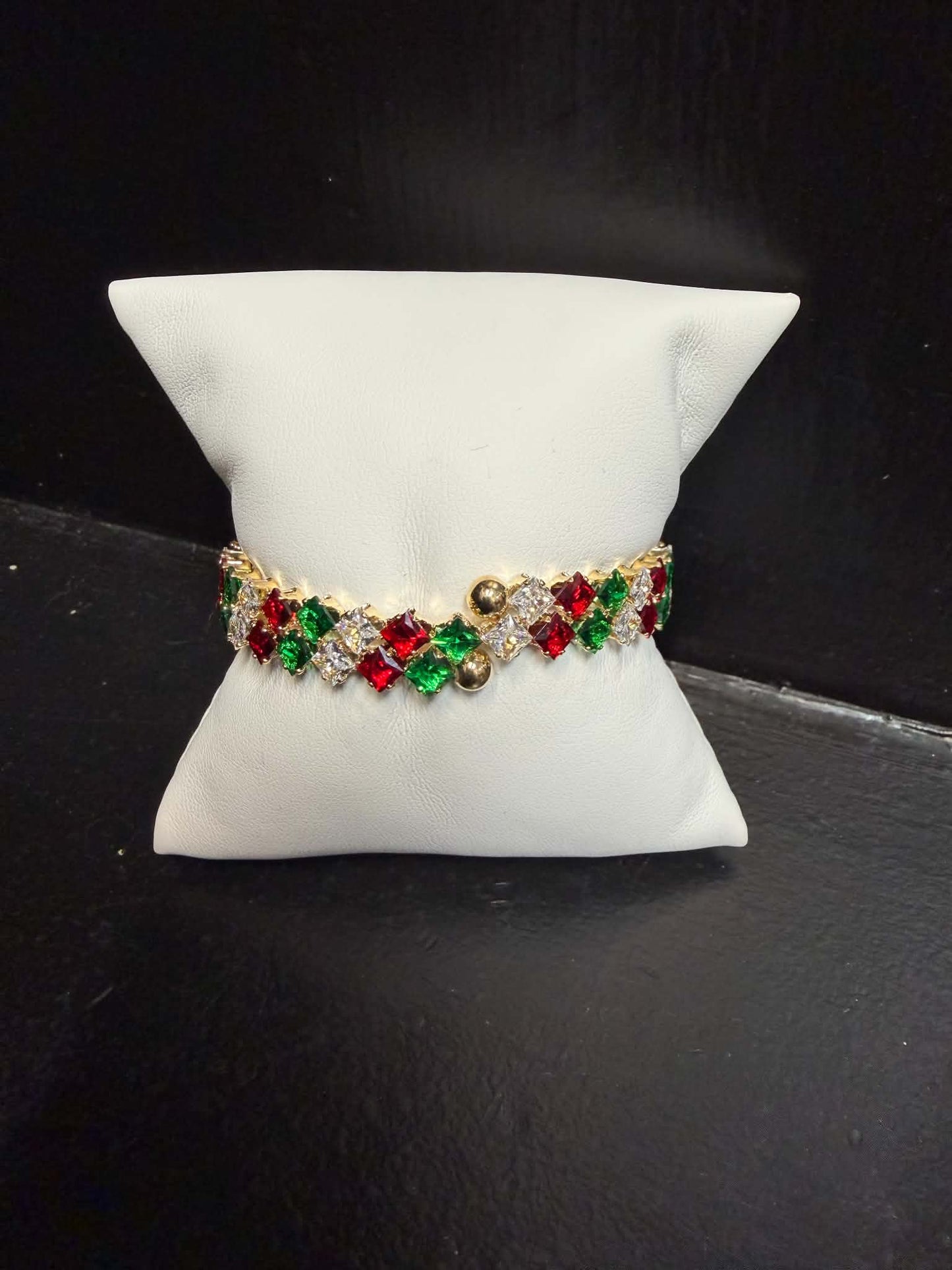 Festive Radiance Bracelet