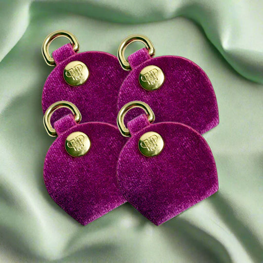 Necklace Holders - Fuchsia
