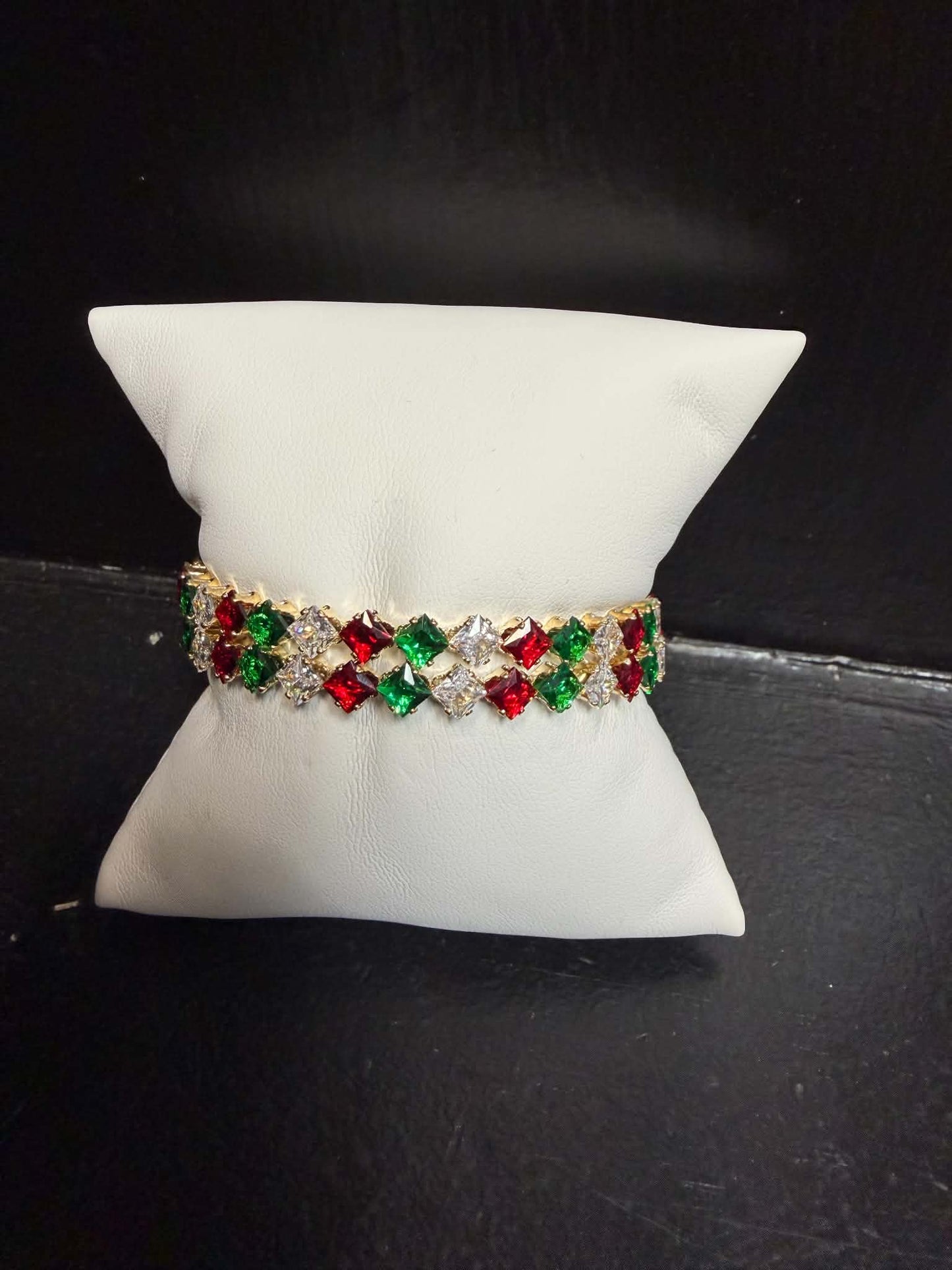 Festive Radiance Bracelet
