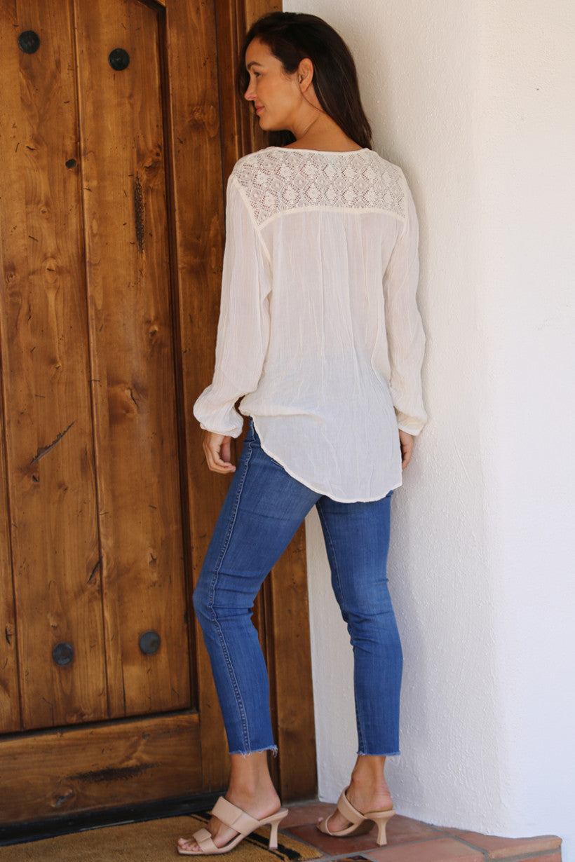 Lace & Embroidery