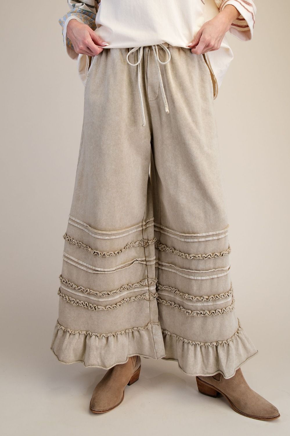 Latte Love Ruffle Pants