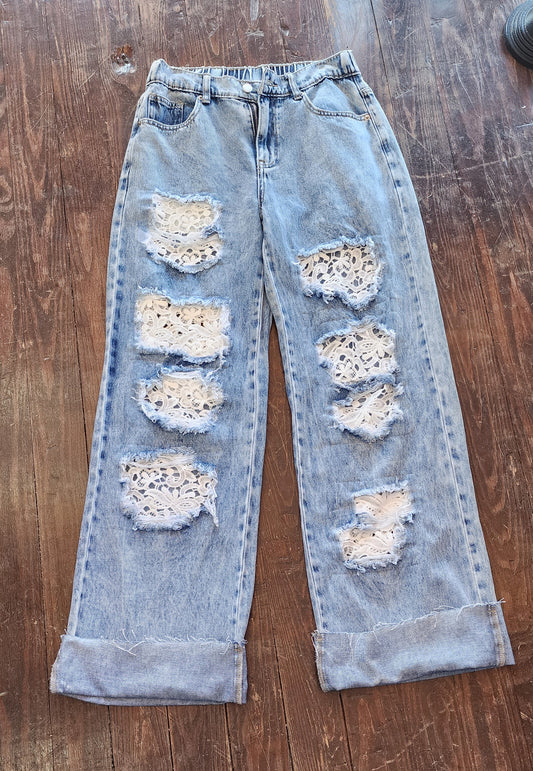 Lace & Edge Distressed Pants