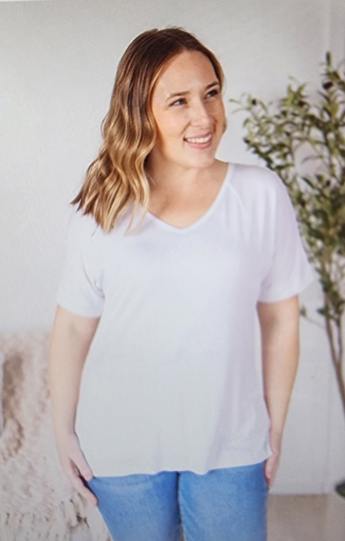 Bamboo Basic V-Neck Tee
