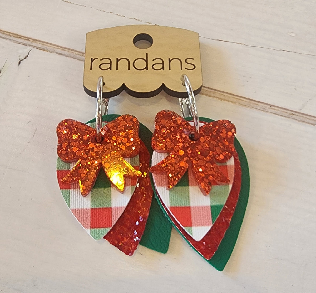 Merry Berry Christmas w/Red Bow Dangles
