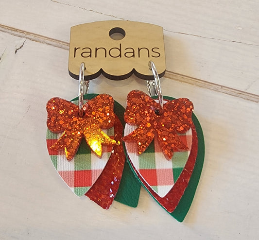 Merry Berry Christmas w/Red Bow Dangles
